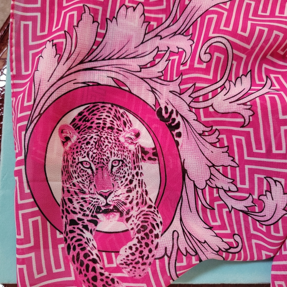 Effy Pink Leopard Print Oblong Scarf ~ 18" x 60" ~ Great Fashion Print! VGUC - Picture 5 of 16